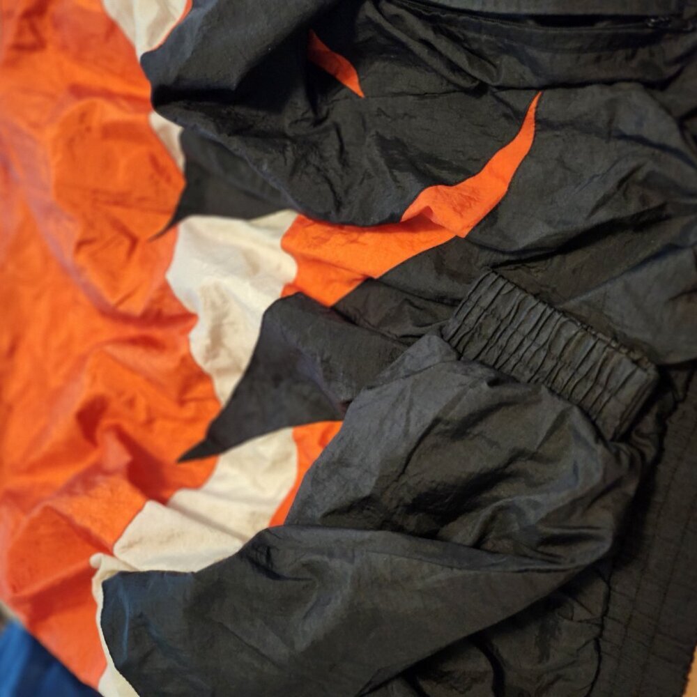 Vintage BAW Athletic Wear Windbreaker RARE Isle Of Capri Casino Edition! - Picture 13 of 13